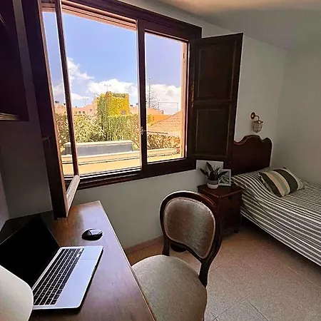 La Casona De *