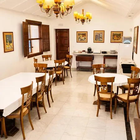 La Casona De *